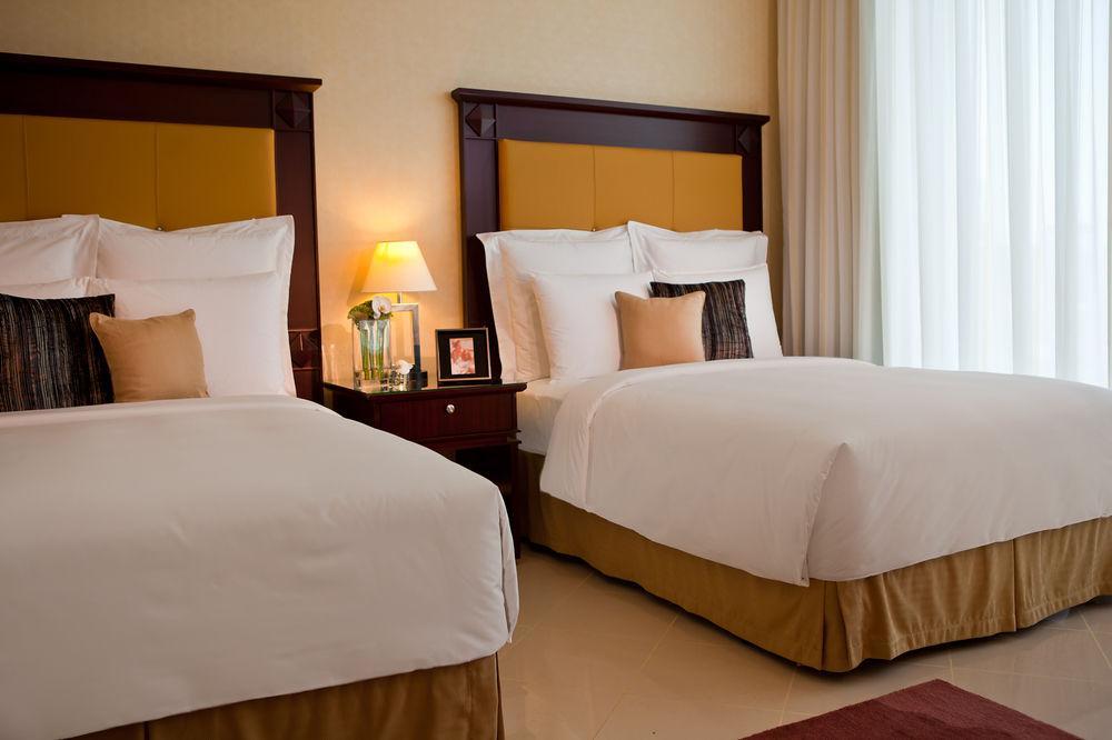 Marriott Executive Apartments Doha City Center Exterior photo