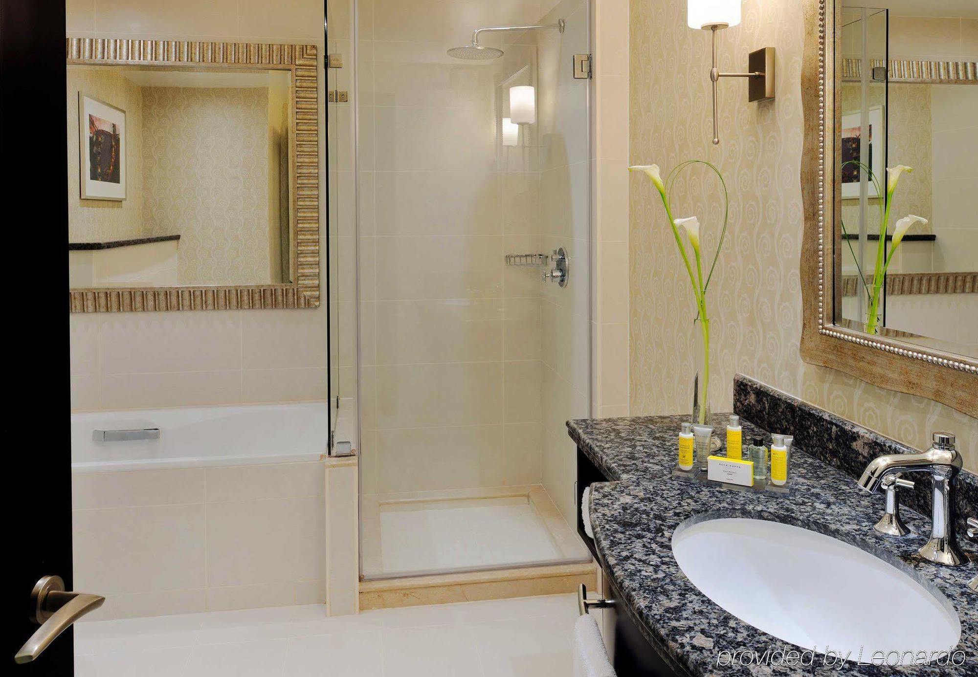 Marriott Executive Apartments Doha City Center Exterior photo