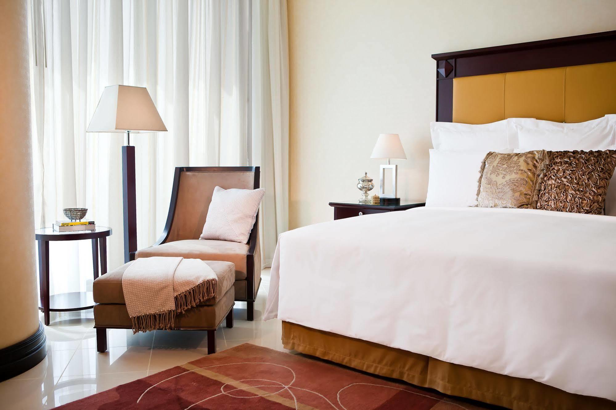 Marriott Executive Apartments Doha City Center Exterior photo