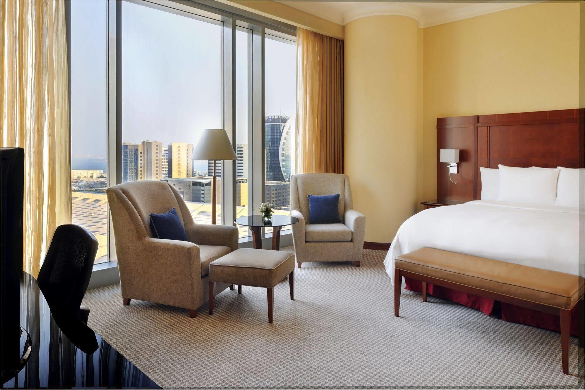 Marriott Executive Apartments Doha City Center Exterior photo