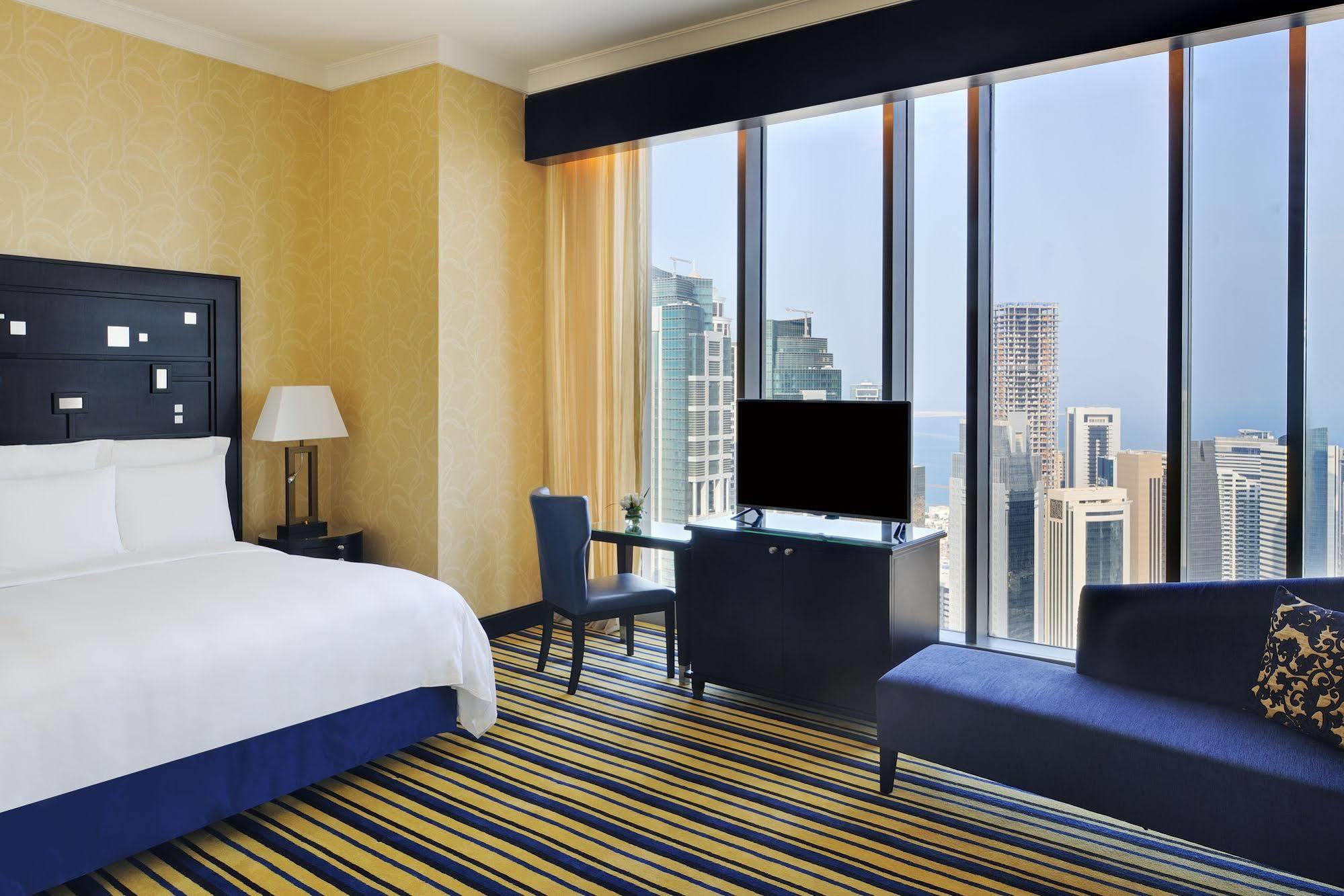 Marriott Executive Apartments Doha City Center Exterior photo